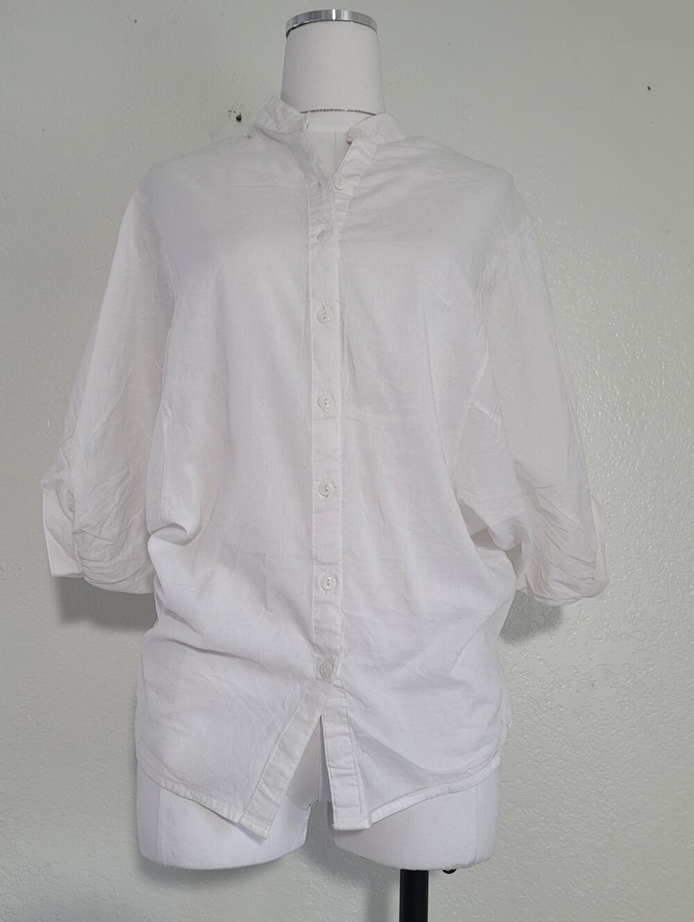 NISA White Casual Button-Down Shirt - Relaxed Short Sleeve Back Buttons No Size